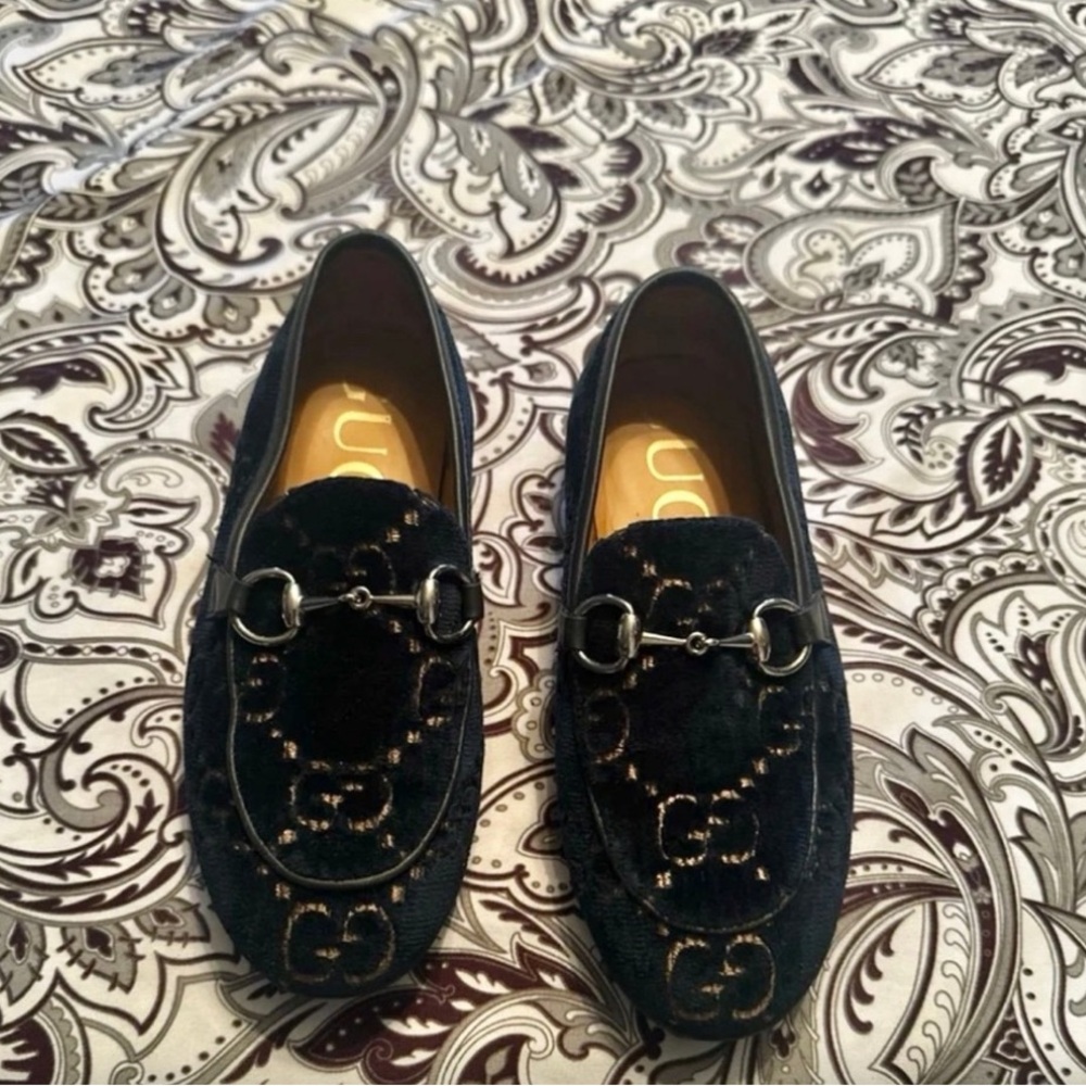 Gucci Gold Horsbit Navy Loafers